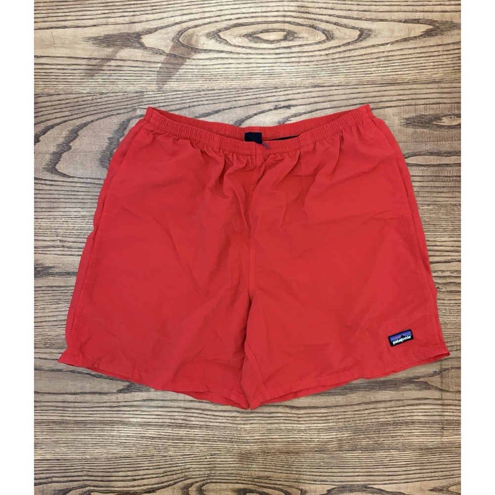 Patagonia Men's Large Red Baggies Shorts Mesh-Lined Quick-Dry Nylon